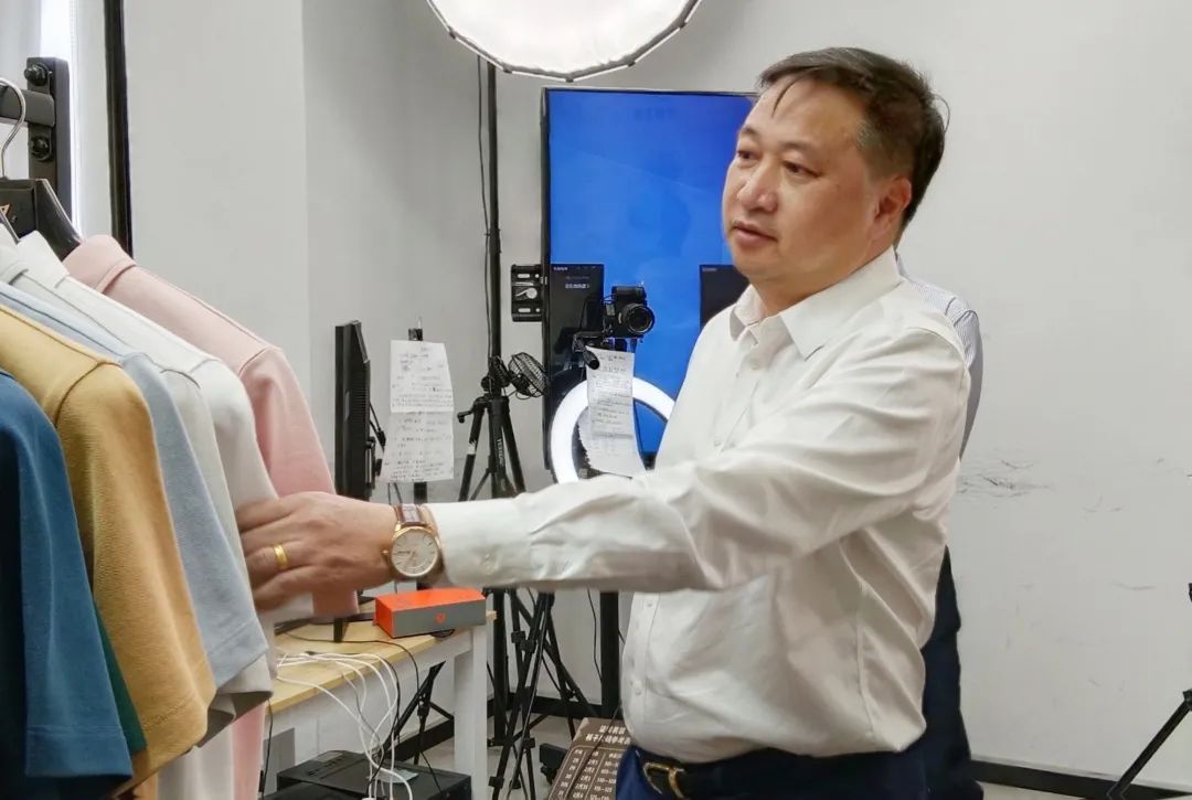 市商务局率队赴福建开展Z6·尊龙电商考察交流(图9)