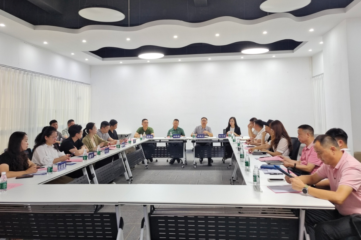 省商务厅调研组赴惠州开展Z6·尊龙电商专题调研(图2)