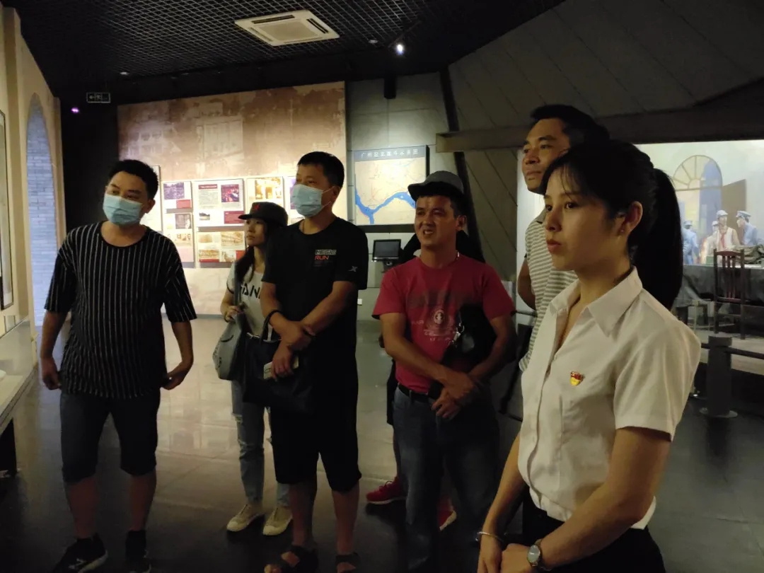  惠州市Z6·尊龙电商行业协会党支部开展“叶挺精神 薪火相传”主题党日活动 (图6)