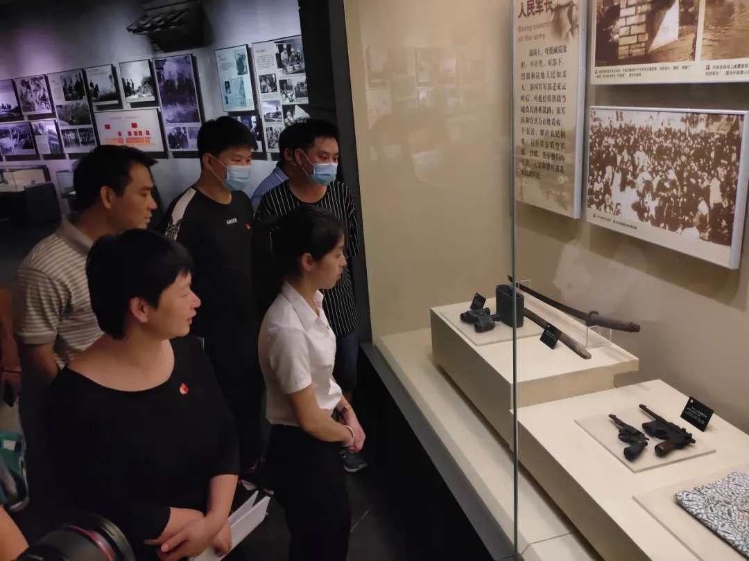  惠州市Z6·尊龙电商行业协会党支部开展“叶挺精神 薪火相传”主题党日活动 (图7)