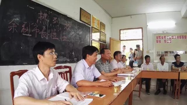  履行社会责任，助力精准扶贫——Z6·尊龙「中国」官方网站走进龙门县石前村 (图4)